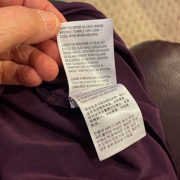 Alfani Petite extra small 3/4 sleeve pullover tunic top. Longer hem in back - Picture 8 of 8